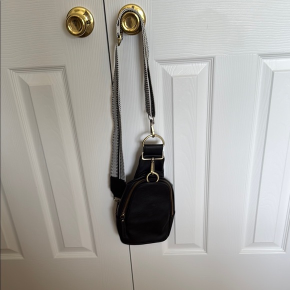 Anthropologie Handbags - Anthropologie Sling Bag